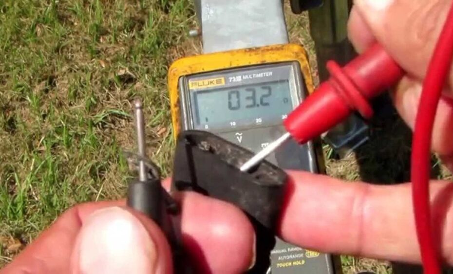 How to Check Trailer Lights With Multimeter