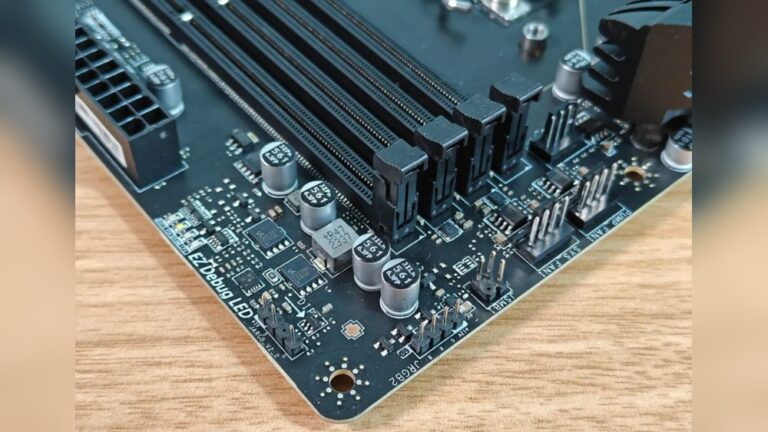 How to Test a Motherboard With Multimeter