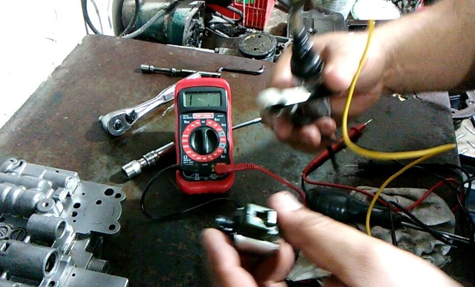 How to Test Transmission Control Module With Multimeter